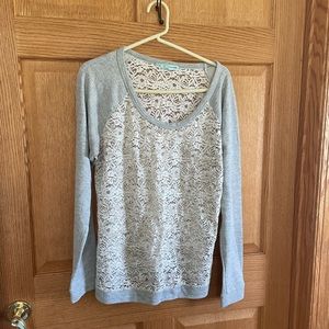 Maurice’s gray, lace sweatshirt